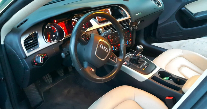 Audi A5 cena 41900 przebieg: 156000, rok produkcji 2010 z Miechów małe 466